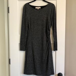 LOFT petites black/gray ruched side long sleeve dress, size Small petite